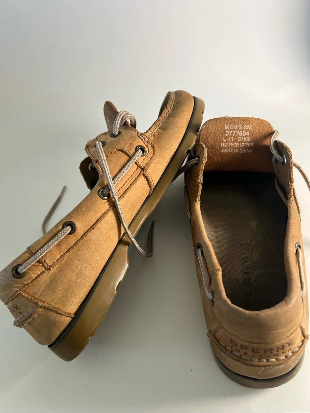 Sperry Authentic Leather Boat Shoe Size 8